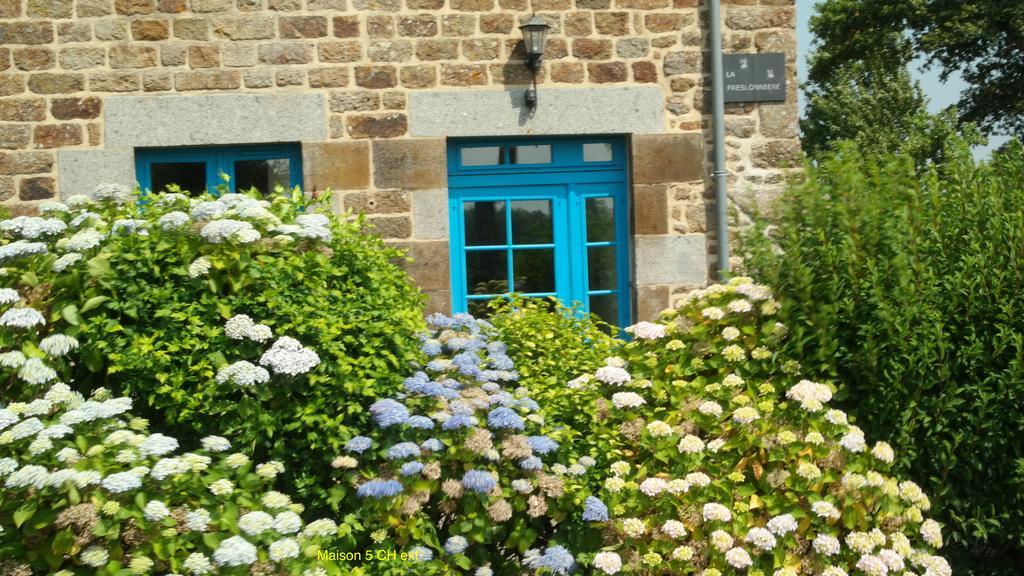 Sarl Verrerie Royale Val-Couesnon Bagian luar foto